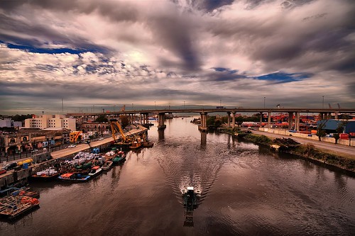 bridge water argentina rio clouds river puente buenosaires day barcos cloudy ships nubes laboca riachuelo hdr awua