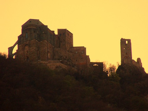 Il simbolo del Piemonte  -  The symbol of Piedmont by Cristina 63, La Sacra di San Michele è un complesso architettonico collocato sul monte Pirchiriano, all'imbocco d