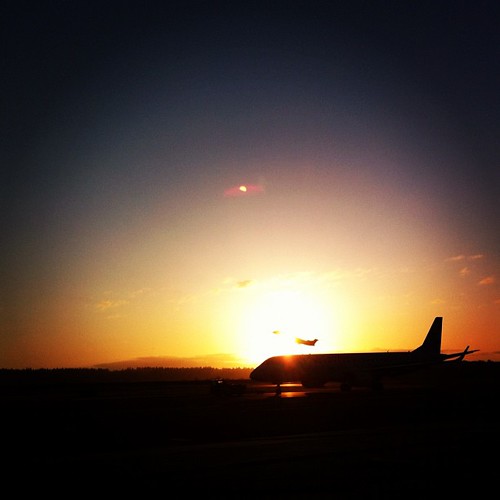 sky plane sunrise square lofi squareformat iphoneography instagramapp uploaded:by=instagram
