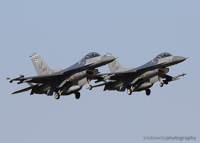 Vipers landing at Luke Air Force Base