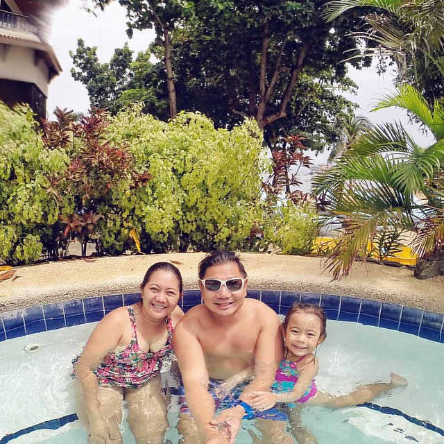 Chillin with my ladies!  #birthday #celebration #BirthdayNiXavee #FamilyTime #fambam #happiness #WhiteSands #CebuWhiteSands #Maribago #LapuLapu #Cebu #sun #sand #beach #pool #gopro #goproph #GoPro_Moment #GoProEverything