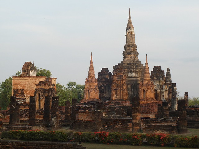 Wat Maha That (วัดมหาธาตุ) • Sukhothai Historical Park (อุทยานประวัติศาสตร์สุโขทัย)