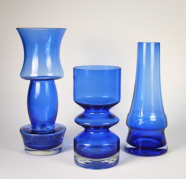Riihimaen Lasi Oy / Riihimaki Glass Vases designed by Tamara Aladin and Aimo Okkolin (on right) 1970s 11''