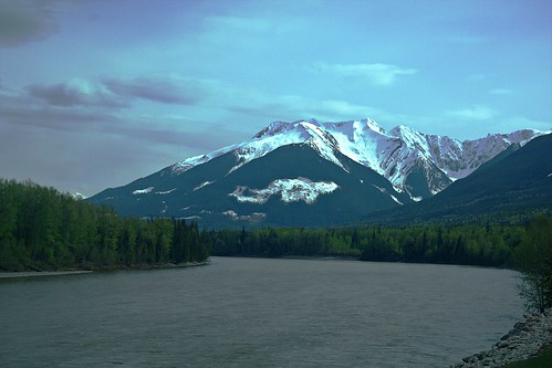 mountain canada river britishcolumbia skeena viarail skeenariver