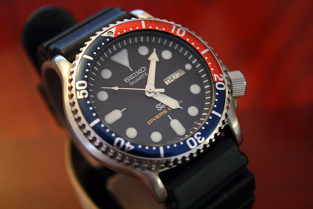SEIKO QUART 5H26-7A19 DIVER'S 200m WATCH DAY-DATE | This is … | Flickr
