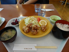 鶏唐揚げ定食 (Japanese Fried Chicken entree)