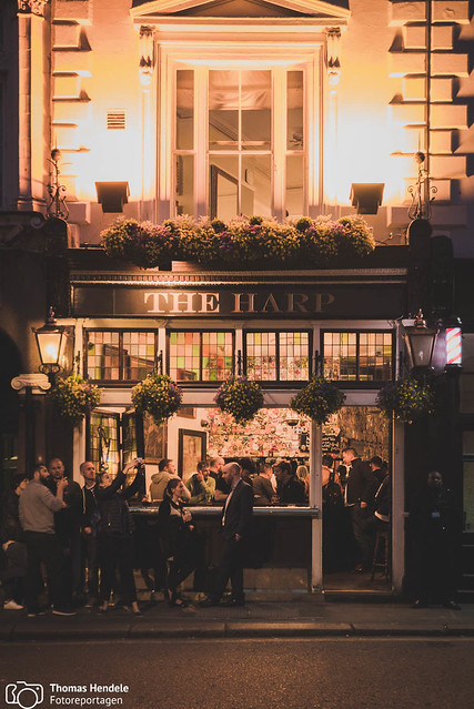 London by night - Pub 