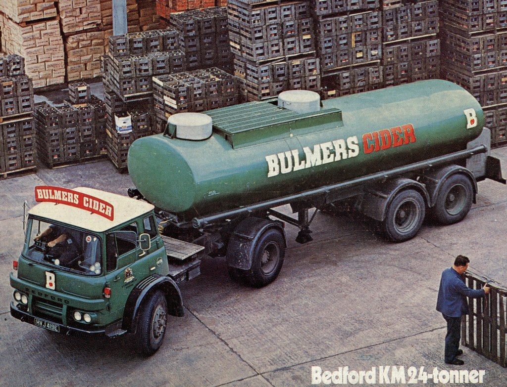 Bulmers Cider Bedford | A Commercial Motor front cover | Flickr