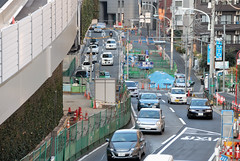 Yamate-dori under Nishi-shinjuku Junction