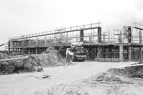 Construction of Stage 1 - 1995