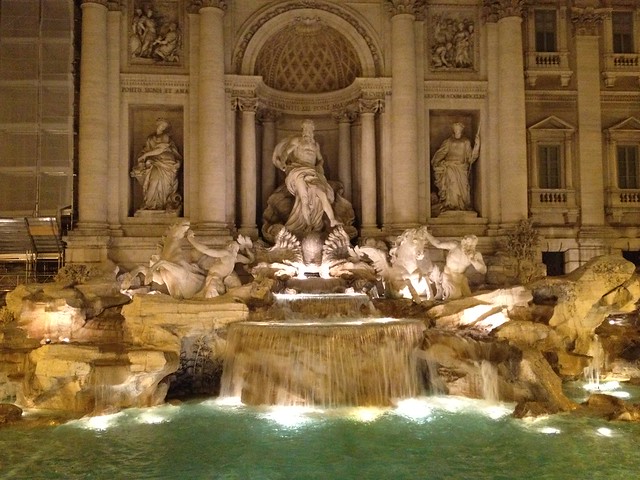 La fontana di Trevi (Rome - Italie)