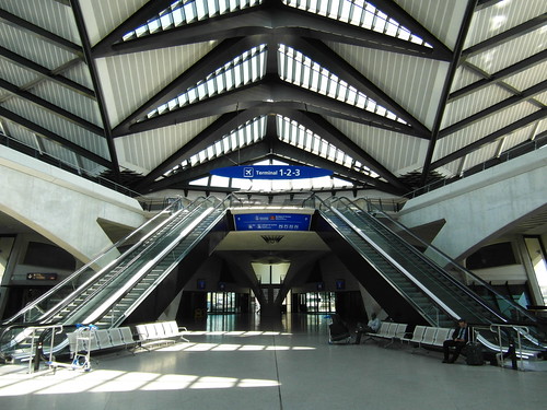 Lyon - Gare de Lyon-Saint-Exupéry TGV | by IngolfBLN