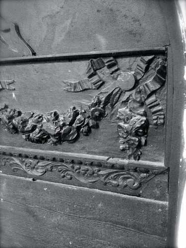 Old door | by FilmsForWebsites