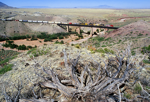 railroad bridge newmexico santafe train desert nm freight sais emd atsf warbonnet atchisontopekaandsantafe gp60m aboarroyo abocanyon superfleet bridge8742