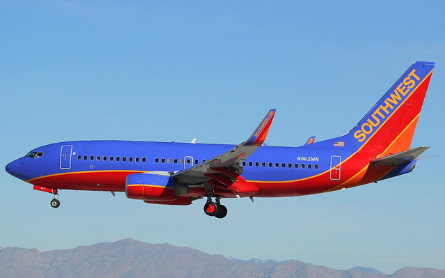 N962WN Boeing 737 Southwest Airlines