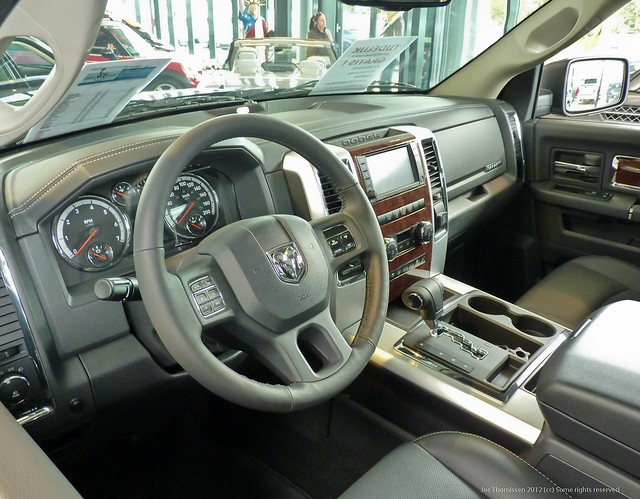Interior Dodge Ram 1500 4x4