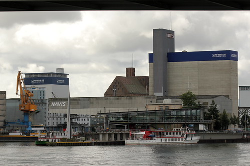 Schiff / Containerschiff Marla Duo der Danser Group am Hafen von Rhenus Logistics und Schiff Lällekönig beim Dreiländereck auf dem Rhein bei Basel in der Schweiz | by chrchr_75