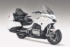 Патенты по новому Honda GL1800A Gold Wing