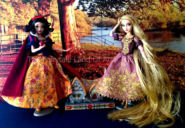 Raiponce and Snow White Fairytale Designer Collection - Disney Store 2015