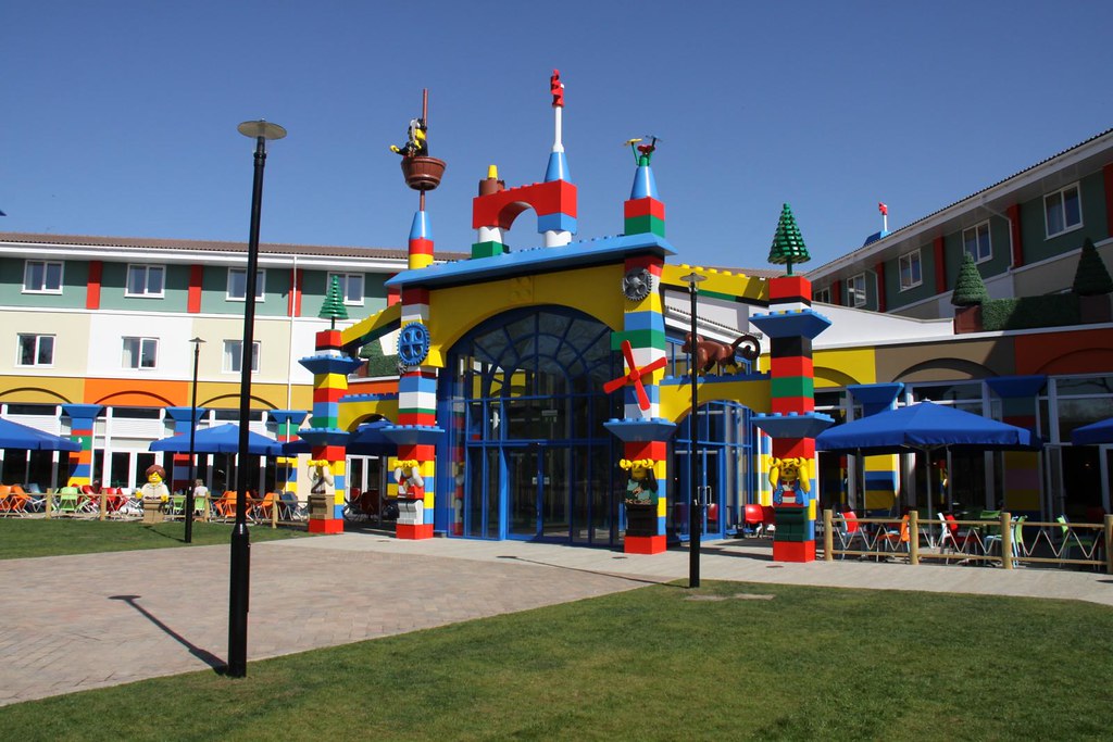 Legoland Resort Hotel Windsor | LEGOLAND Windsor a theme ...