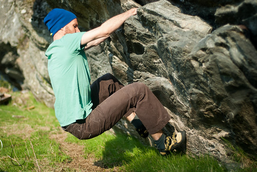 norway 50mm nikon climbing bouldering d200 nikkor 18 2012 fjørå
