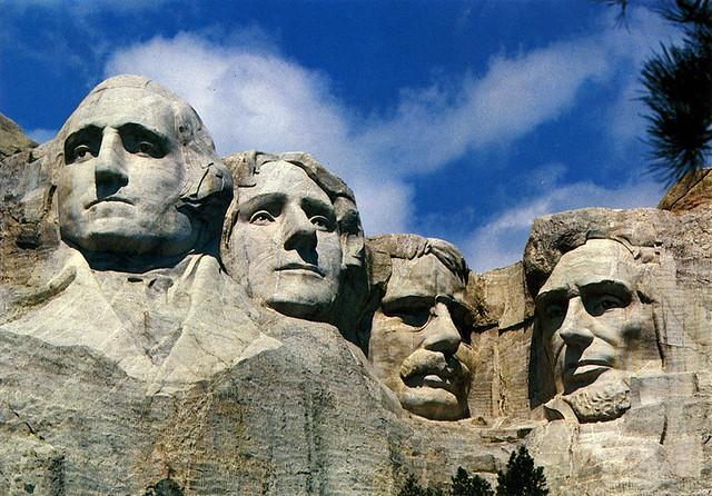 postcard - Mt. Rushmore