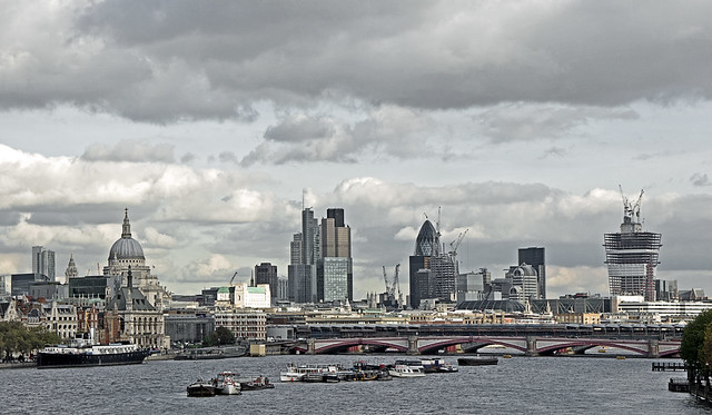 Cloudy London Skyline (NEX5) October 2012