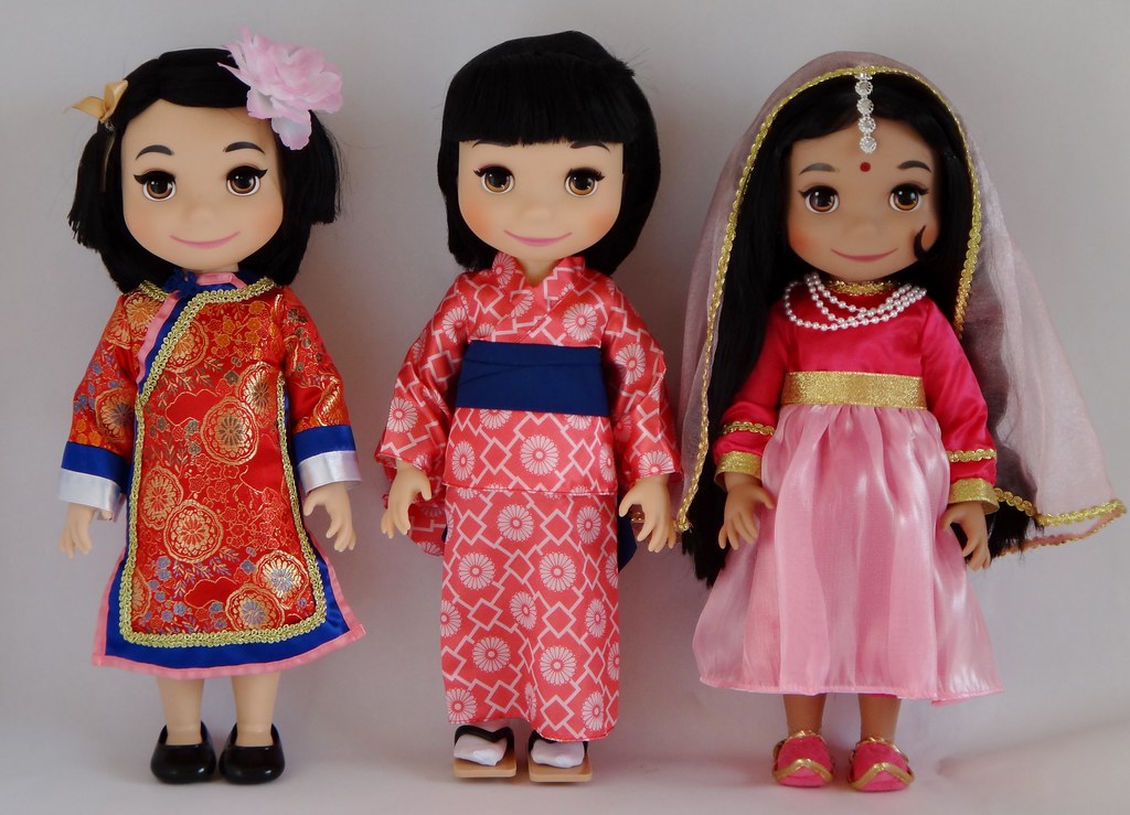 It S A Small World Asian Dolls China Japan And Indi Flickr