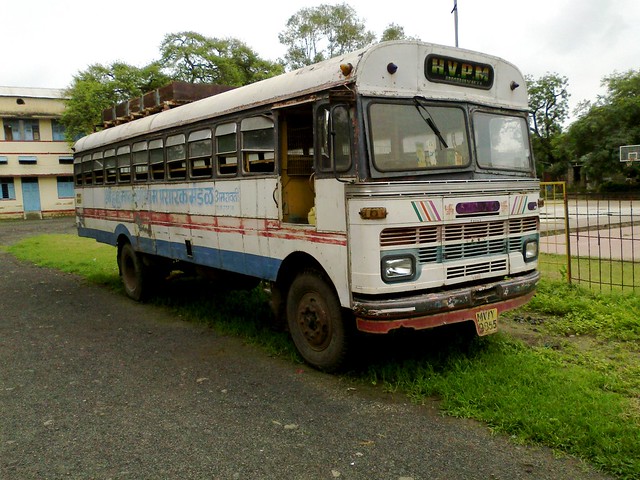 Front view of MSRTC Old bus