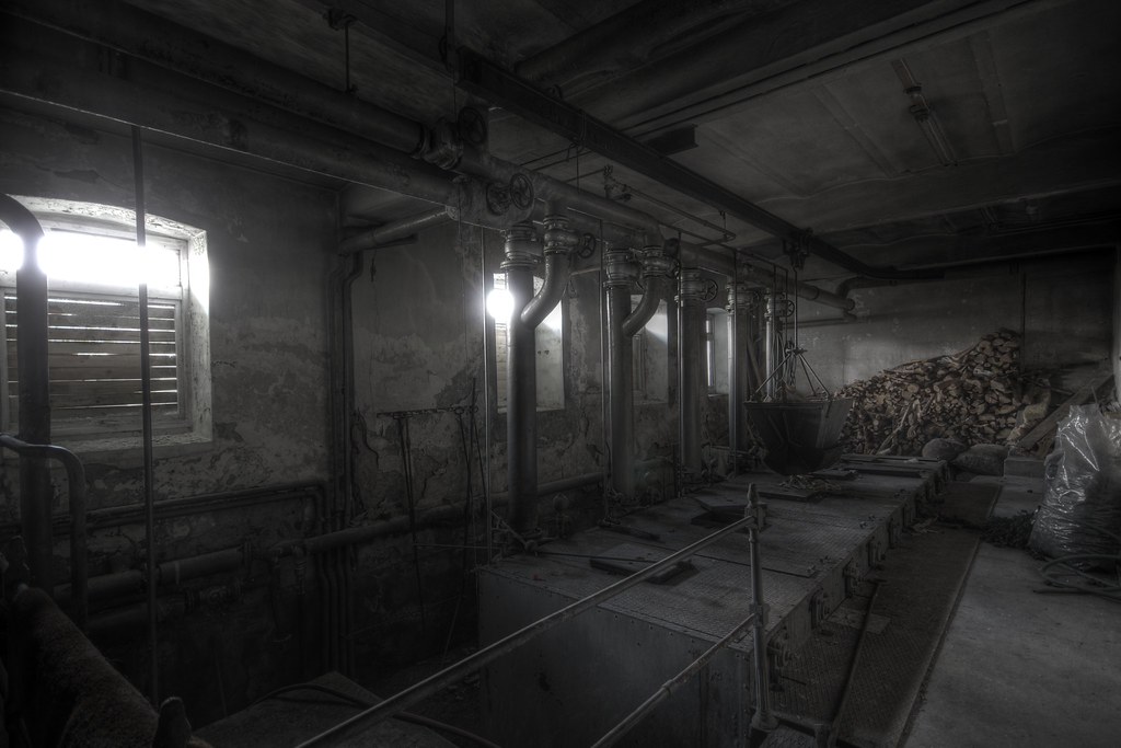 Furnace Basement: Furnace