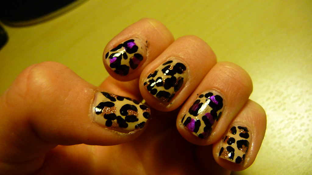 Leopard nails | Nail art | Kirsten Goossens | Flickr