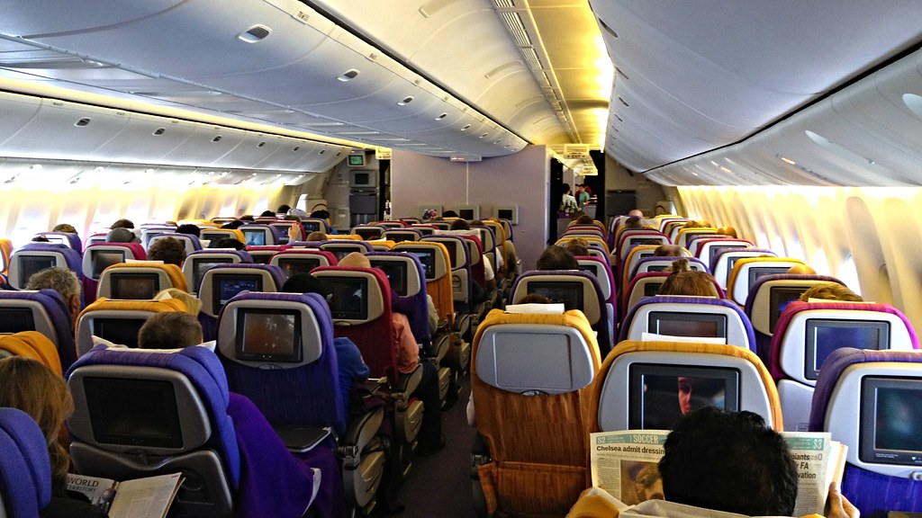 Thai Airways Boeing 777 300 Tg 474 Heading To Bangkok Fr