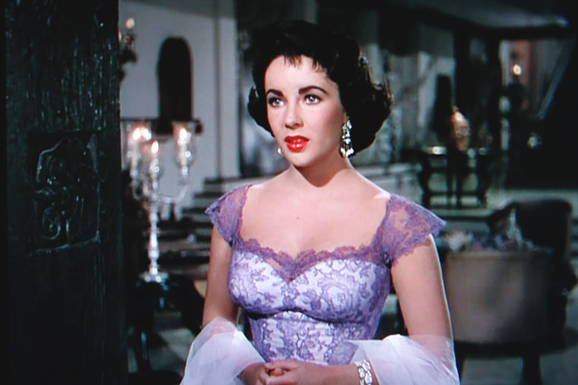 Movie Star Liz Taylor is Isolated, But Still in Fashion…