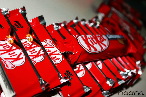 kitkat | by noona alasri