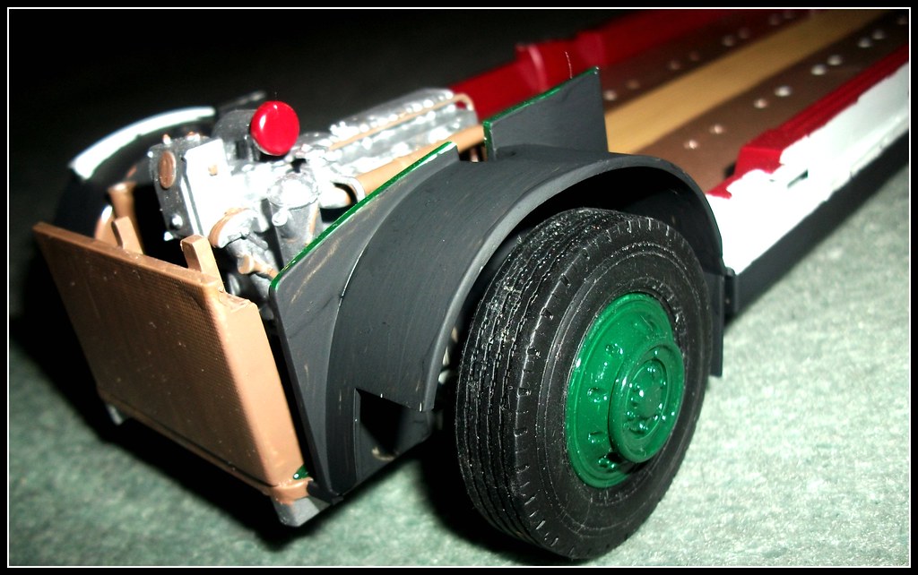 Revell Rml Revell Kits 1/24th scale LT RML bus front wheel detail. | Flickr