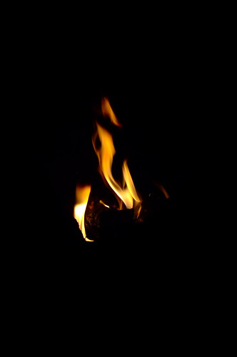 hot dark fire hope little flames small burning flame tiny inferno fiery burningflame fujifilmfinepixs9600