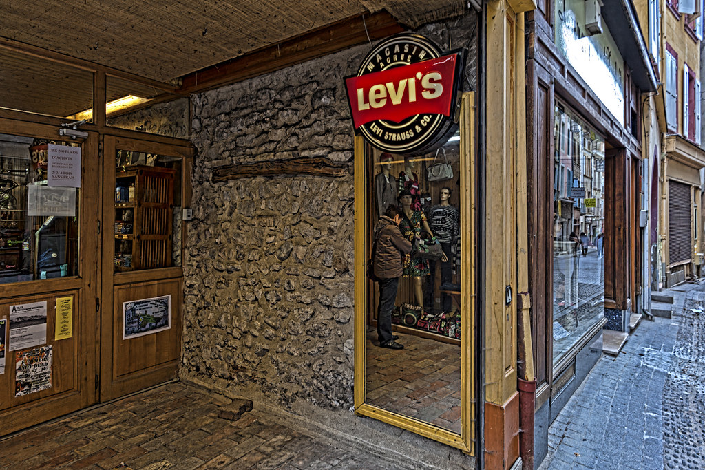 Levi's à Crest