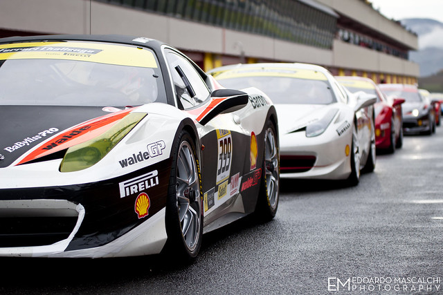 Ferrari 458 Challenge Line Up