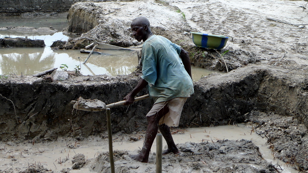 Back Breaking Work Backbreaking Work | With 85 percent unemployment and an econ… | Flickr