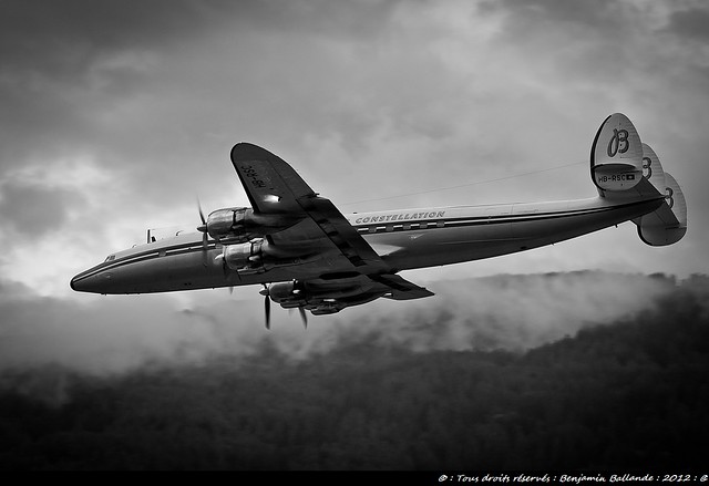 Breitling Sion Airshow 2011 : Constellation : Sigma 120 400