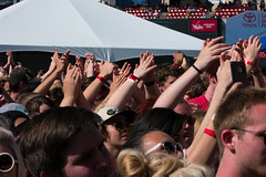 Clapping Hands at Edgefest