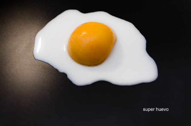 93/366: super huevo