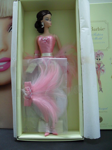 The Showgirl Barbie® Doll 2008 www.elblogdeken.es | by www.elblogdeken.es