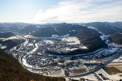 austria flus frohnleiten landscape landschaft mountains panorama river town winter styria