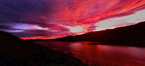 pink blue sunset red panorama orange colorado purple pano cellphone fortcollins goldenhour horsetooth hugin