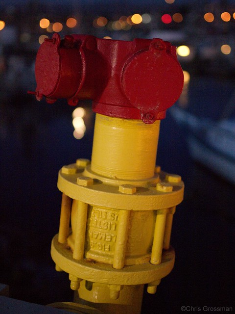 Dock Fire Hydrant - Ventura, California - Olympus E-520 - Leica Summilux 25mm f/1.4