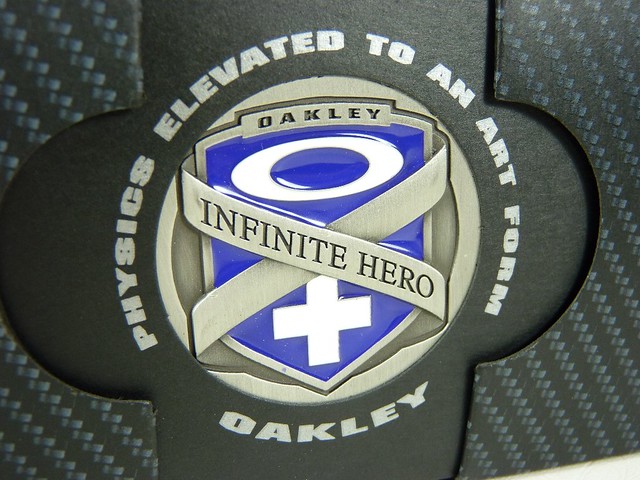 Oakley Juliet Plasma w/Violet Irid Infinite Hero