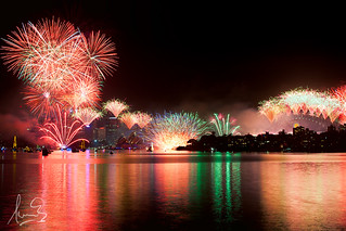 New Year's Fireworks Sydney 2012 | by sachman75