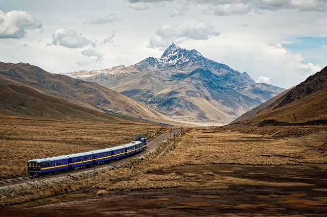 Train on the way to Puno
