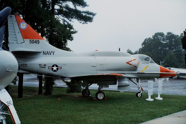 A-4M/NA-4M Skyhawk 155049/SD-300 ex NATC, U.S.Navy, Patuxent River Naval Air Museum, 26-09-2000.